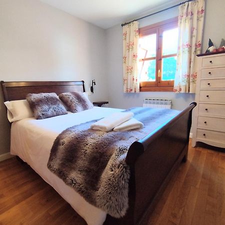 Check-In Casas Cumbre De Benasque Appartement Eriste Buitenkant foto