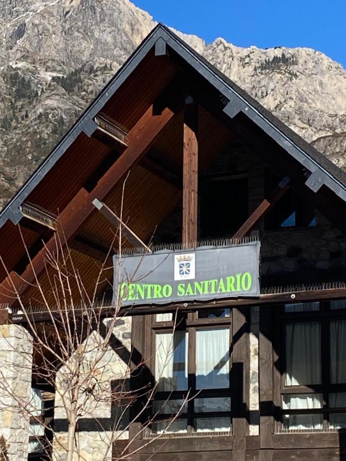Check-In Casas Cumbre De Benasque Appartement Eriste Buitenkant foto