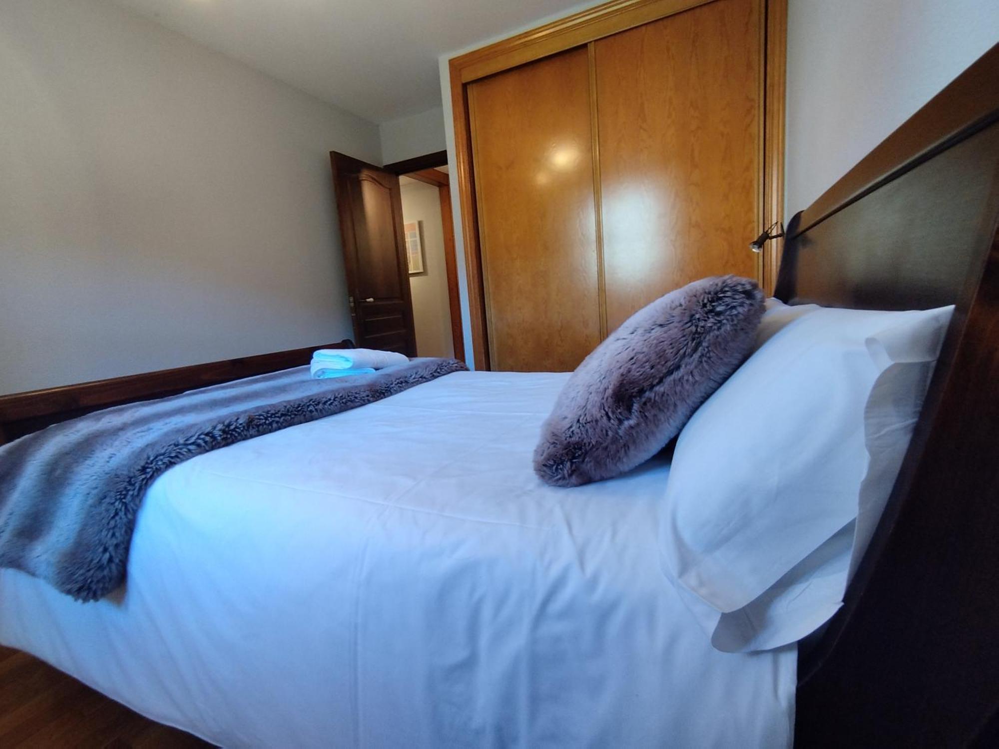 Check-In Casas Cumbre De Benasque Appartement Eriste Buitenkant foto