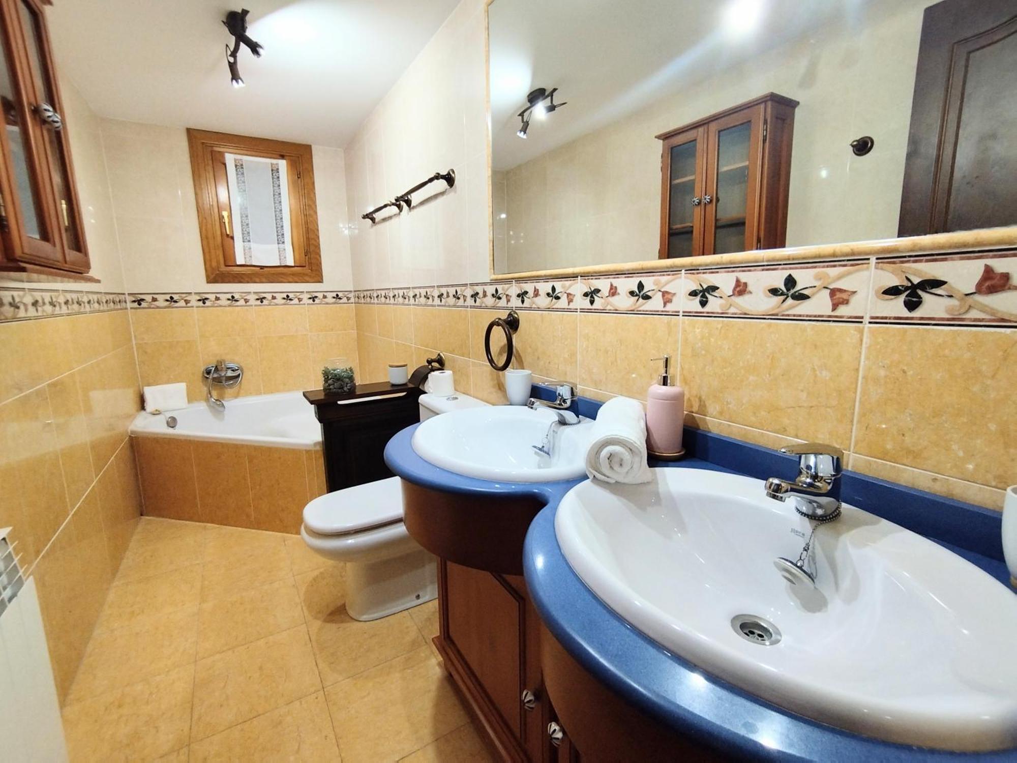 Check-In Casas Cumbre De Benasque Appartement Eriste Buitenkant foto